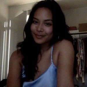 Meet your Posher, Edriana